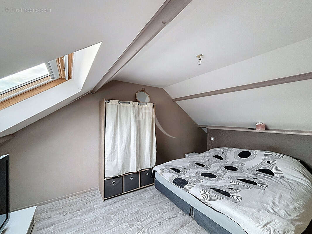 Maison à SAINTE-SUZANNE