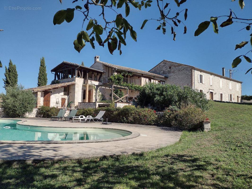 Maison à CASTELNAU-DE-MONTMIRAL