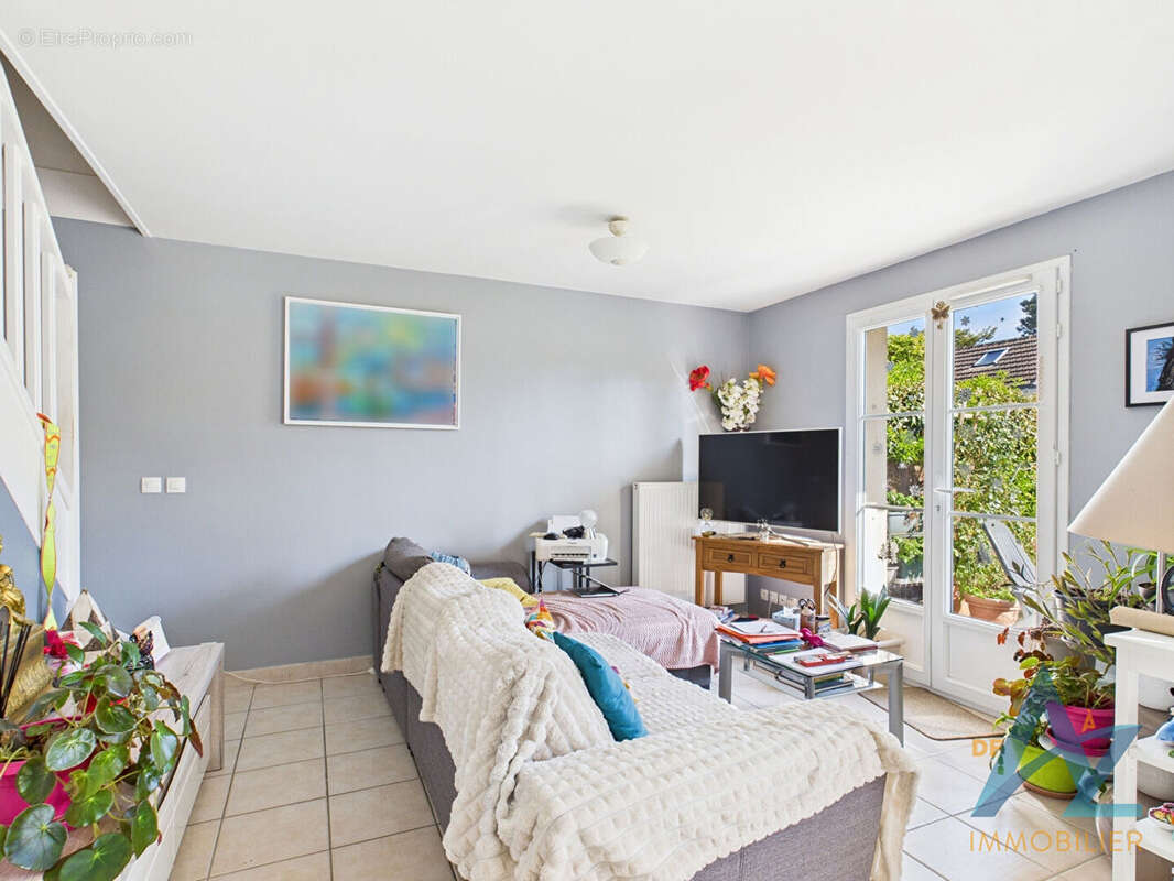 Maison à MERVILLE-FRANCEVILLE-PLAGE