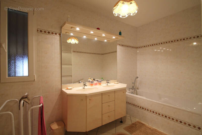 Maison à SAINT-PARDOUX-DU-BREUIL