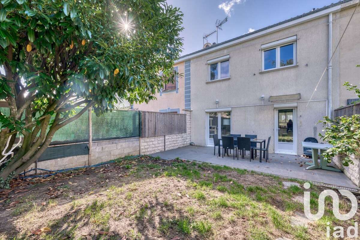 Photo 4 - Maison à LA QUEUE-EN-BRIE