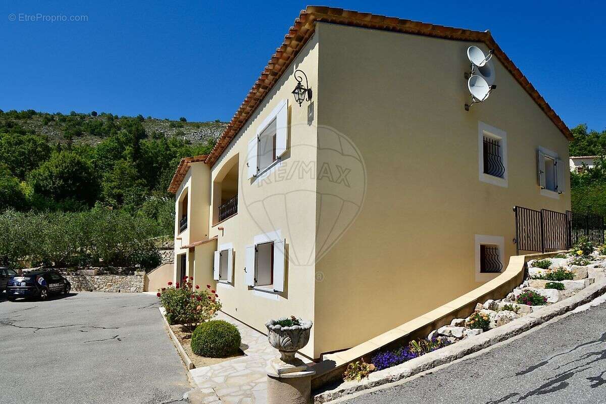Maison à COURSEGOULES