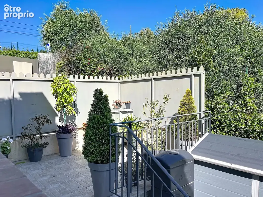 Nice Rimiez - Studio  31 m2 - terrasse - jardin - parking - photo 13