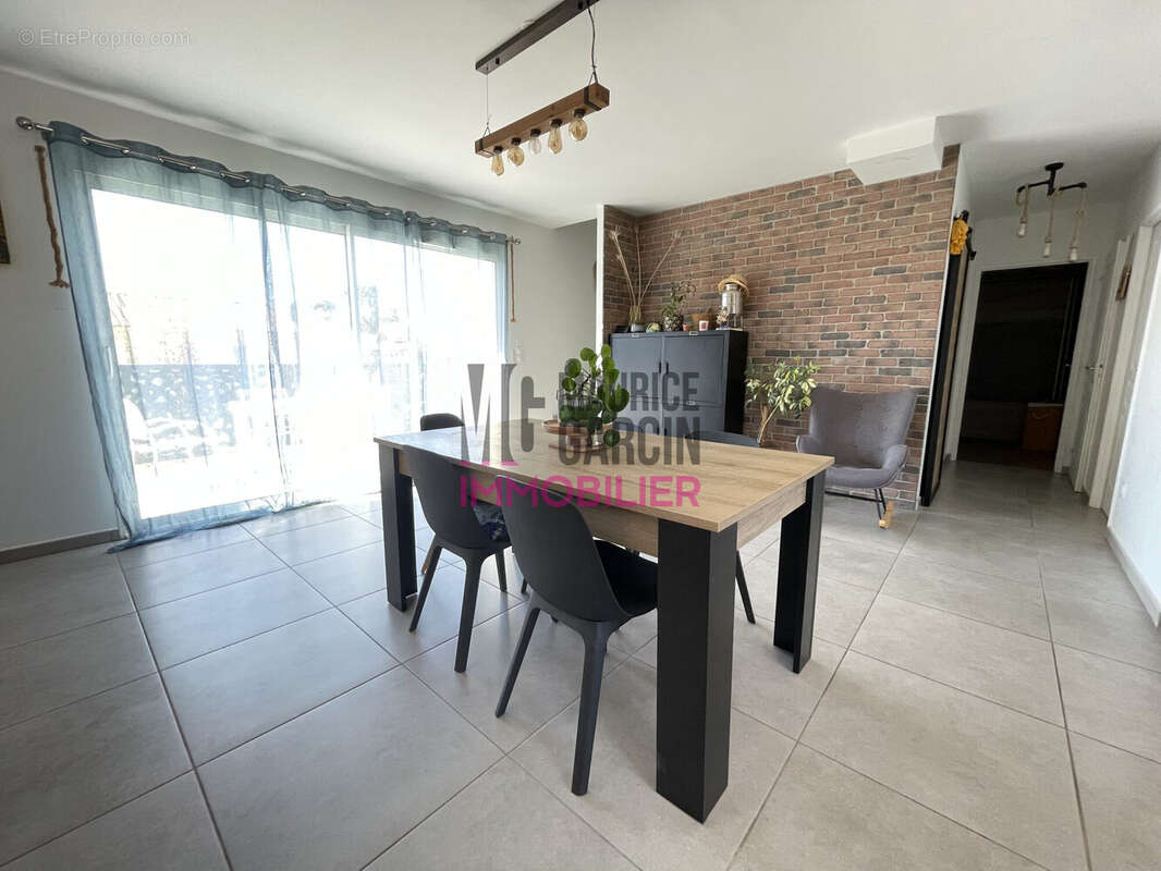 Maison à BEAUMES-DE-VENISE