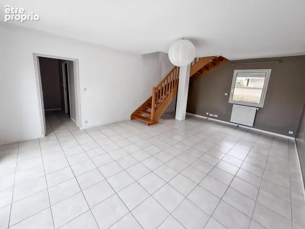 Clos chassaing /magnifique maison de ville / 5 chambres/ 3 sdb / jardin plat + terrasses/ garage et grand stationnement - photo 24