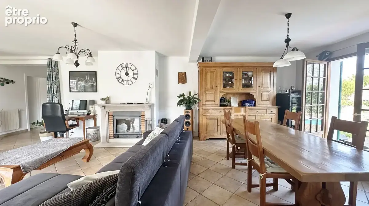 Maison basque de type t6 de 185 m2 avec piscine + dependance de 50 m2 - photo 6