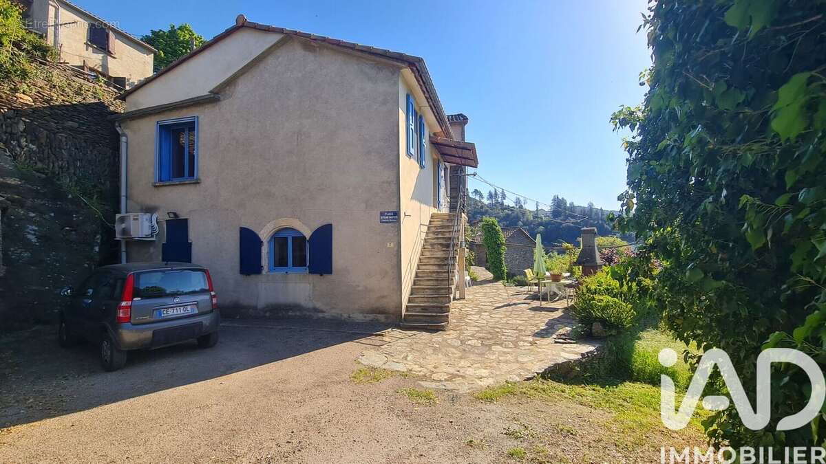 Photo 6 - Maison à LE COLLET-DE-DEZE