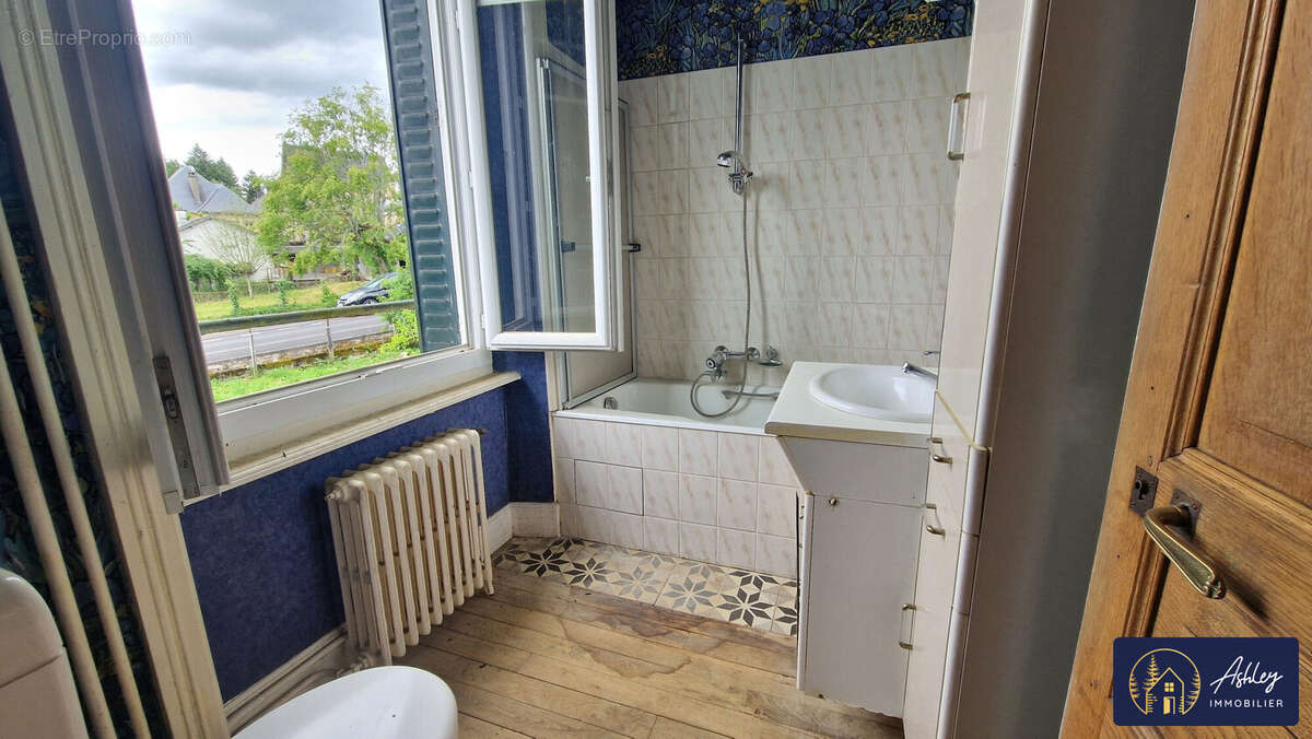 Maison à vendre Neuvic 4 pièces