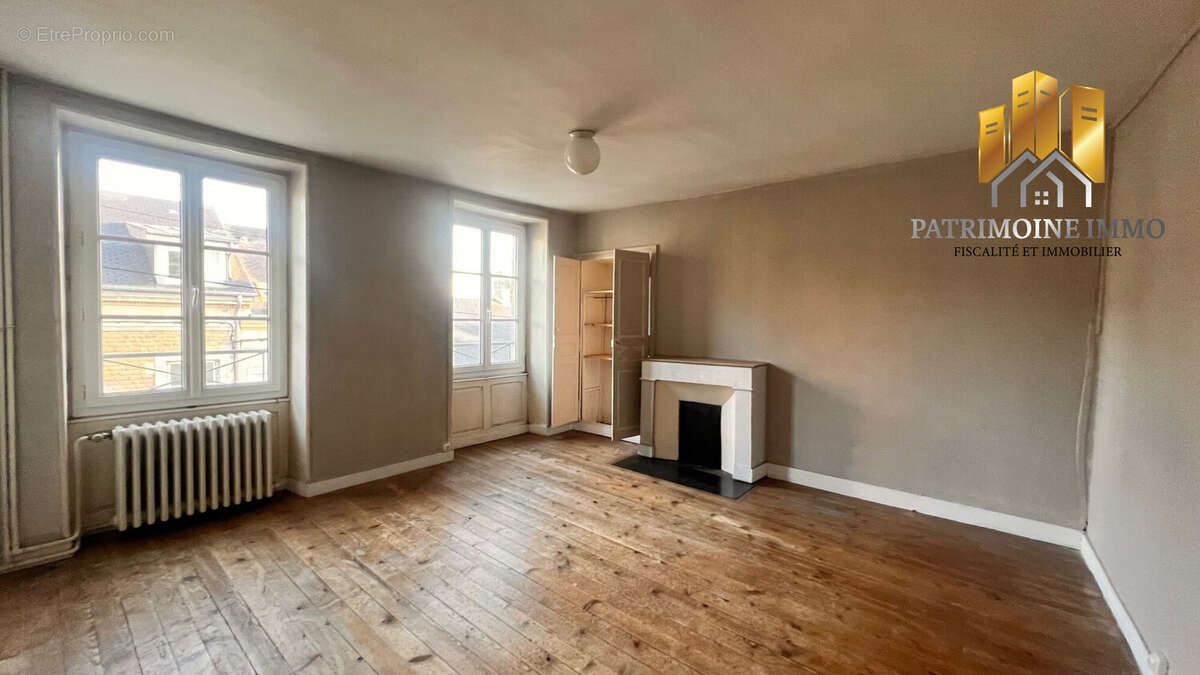 CHAMBRE 1ER ETAGE  - Maison à ALENCON