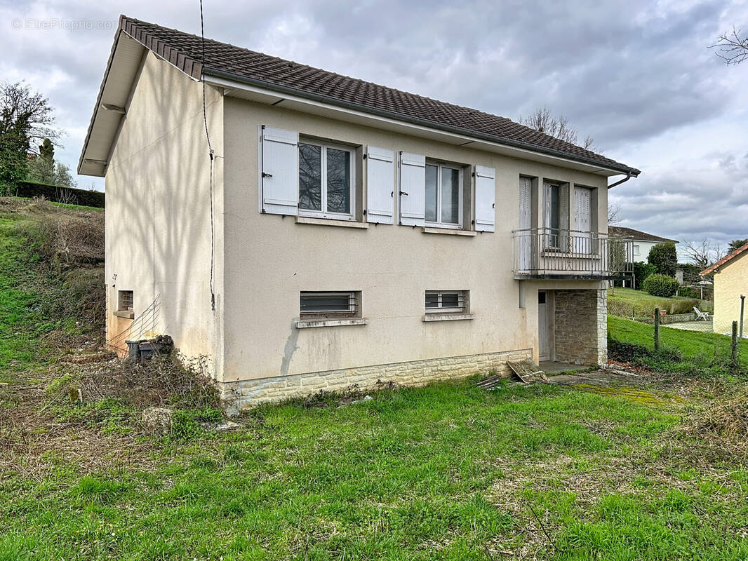 Maison à LA FEUILLADE