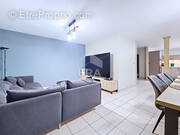 Appartement à LONGLAVILLE