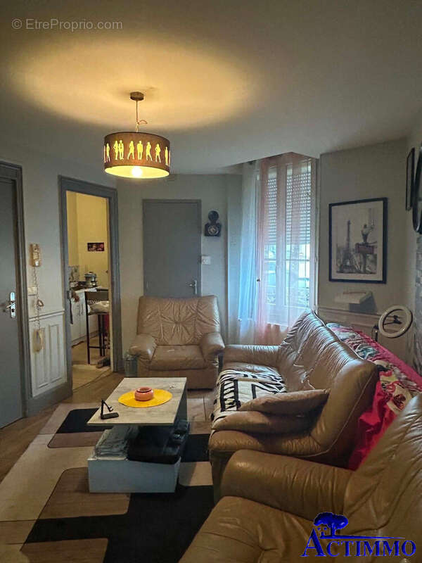 T2 RDC - Appartement à JOIGNY