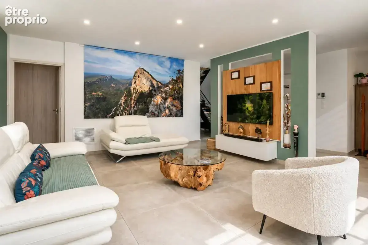 Maison de 10 pièces de 220 m² à Causse-de-la-Selle - photo 4
