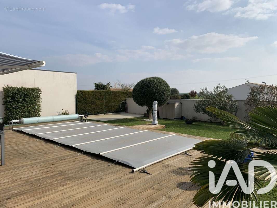 Photo 2 - Maison à SAINT-SULPICE-DE-ROYAN