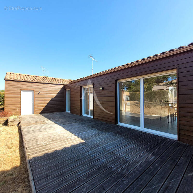 Maison à LA BOISSIERE-DES-LANDES