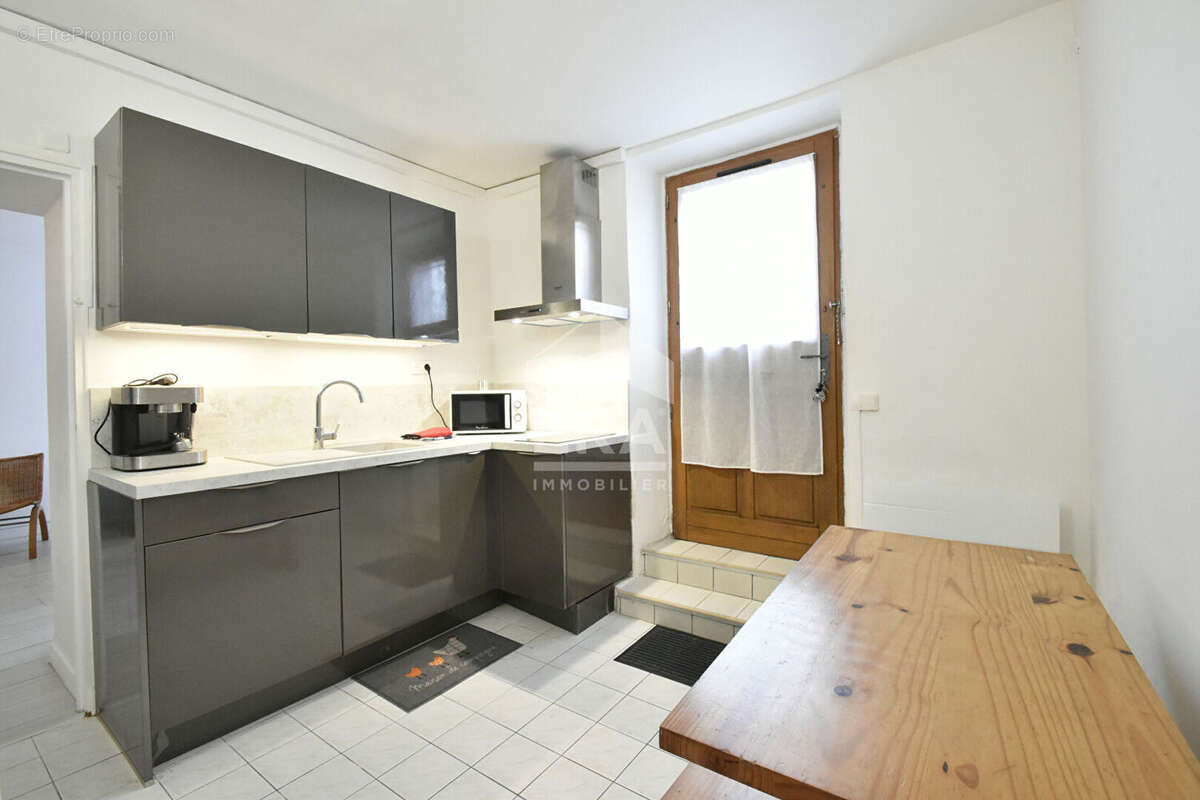 Appartement à NEAUPHLE-LE-CHATEAU
