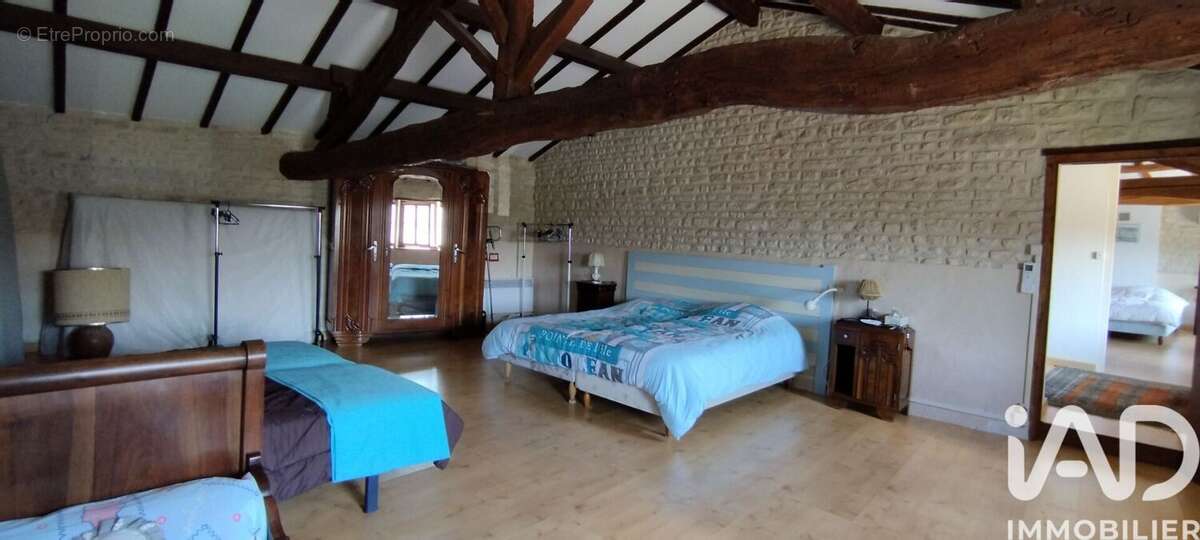 Maison 159 m² à Gourvillette  - photo 9