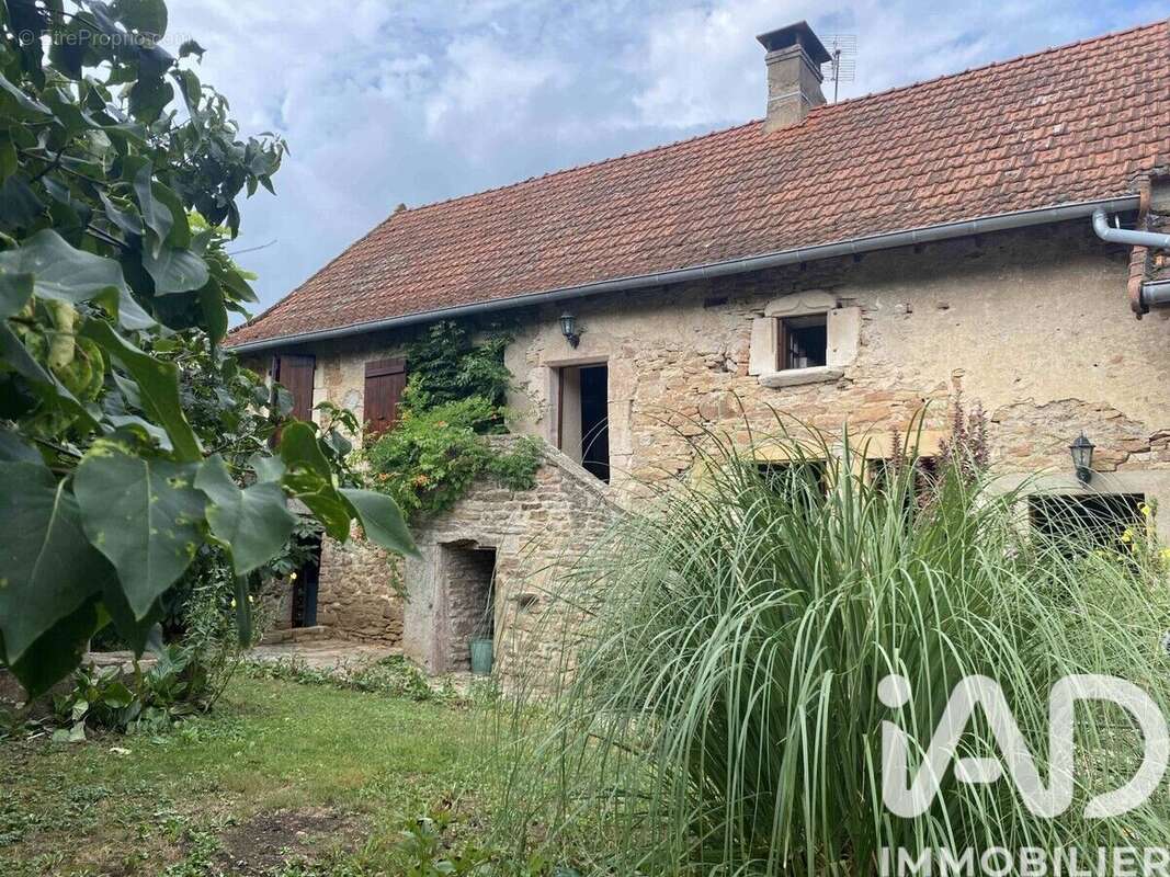 Maison 172 m² à Nanton  - photo 6