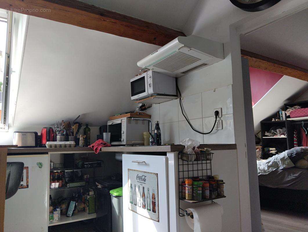 Deux-pièces à rénover à cinq minutes d'Alésia - photo 3