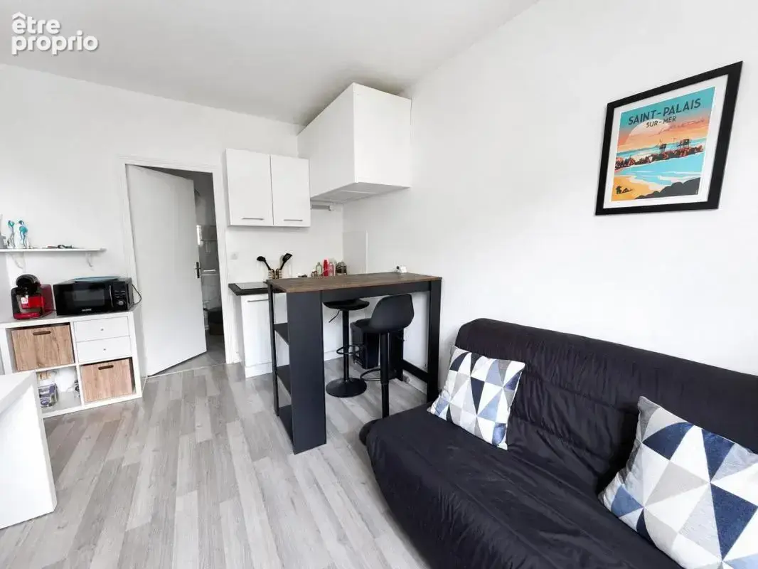 Immeuble de caractère - T2 Dernier étage - Vue dégagée - Aucuns travaux - photo 2