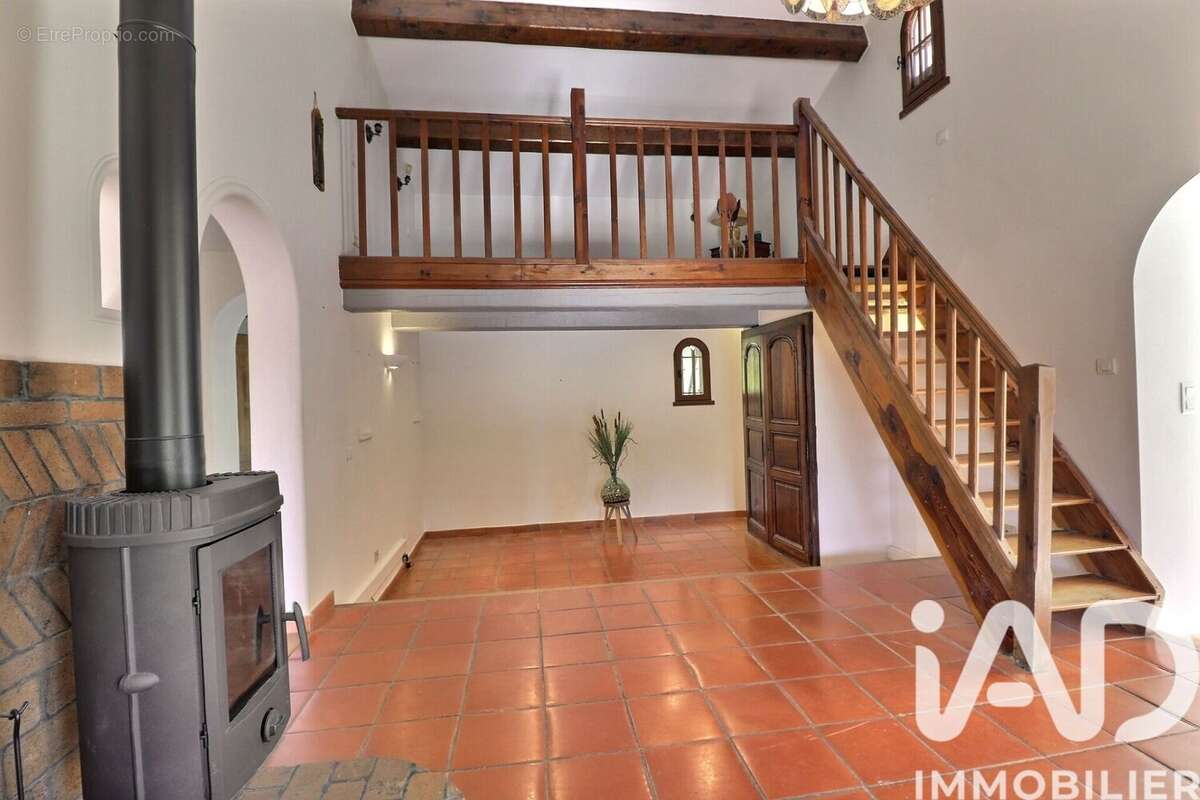 Photo 4 - Maison à REGUSSE