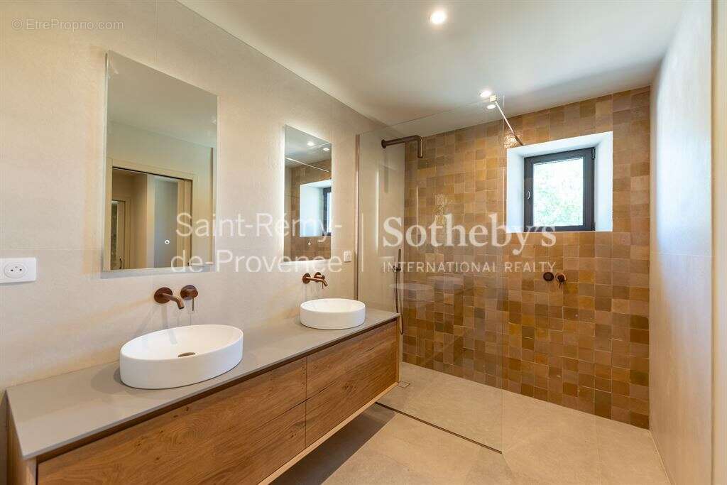 Maison à SAINT-REMY-DE-PROVENCE