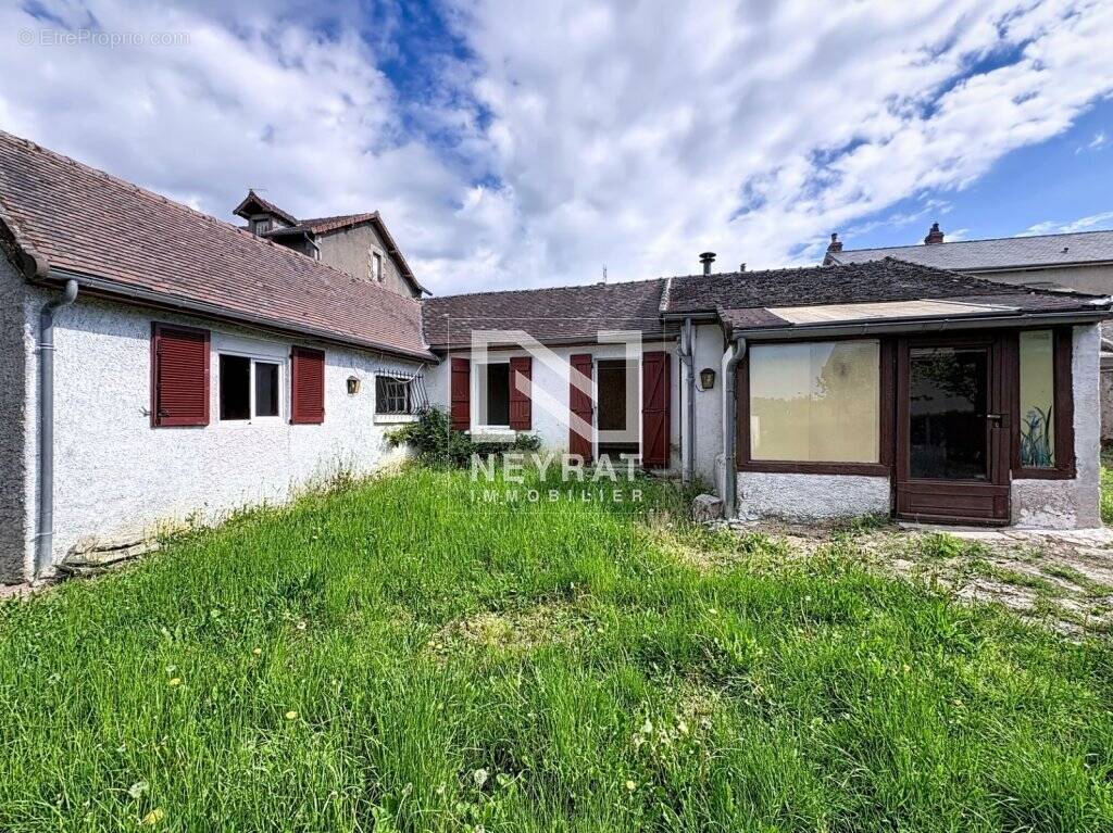Maison à ETANG-SUR-ARROUX