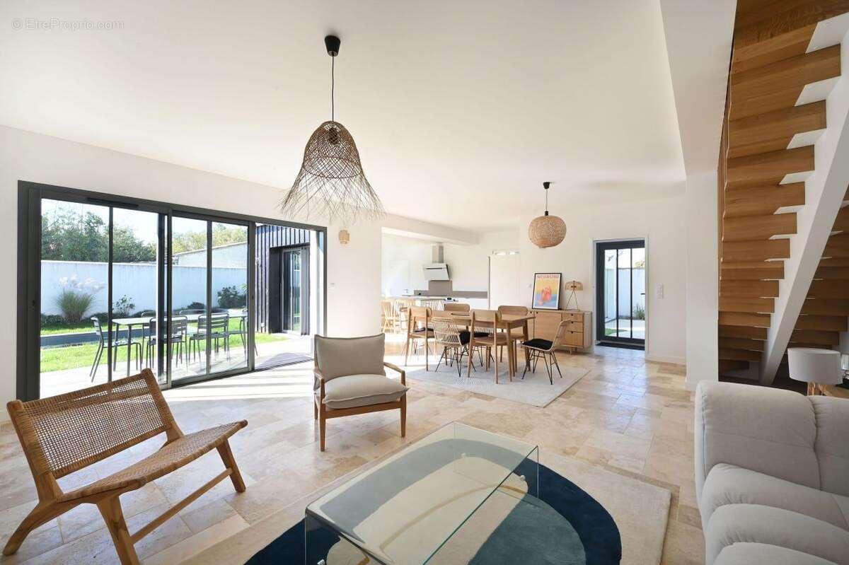 Maison à SAINT-MARTIN-DE-RE