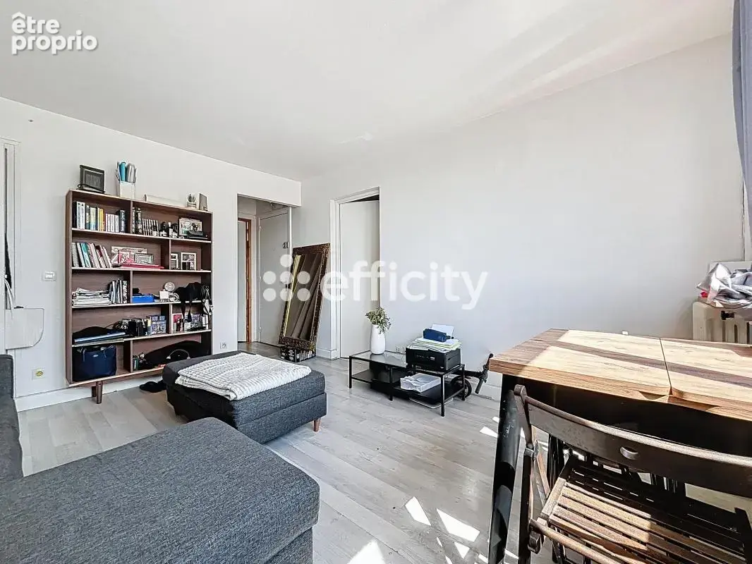 Appartement à FONTENAY-SOUS-BOIS