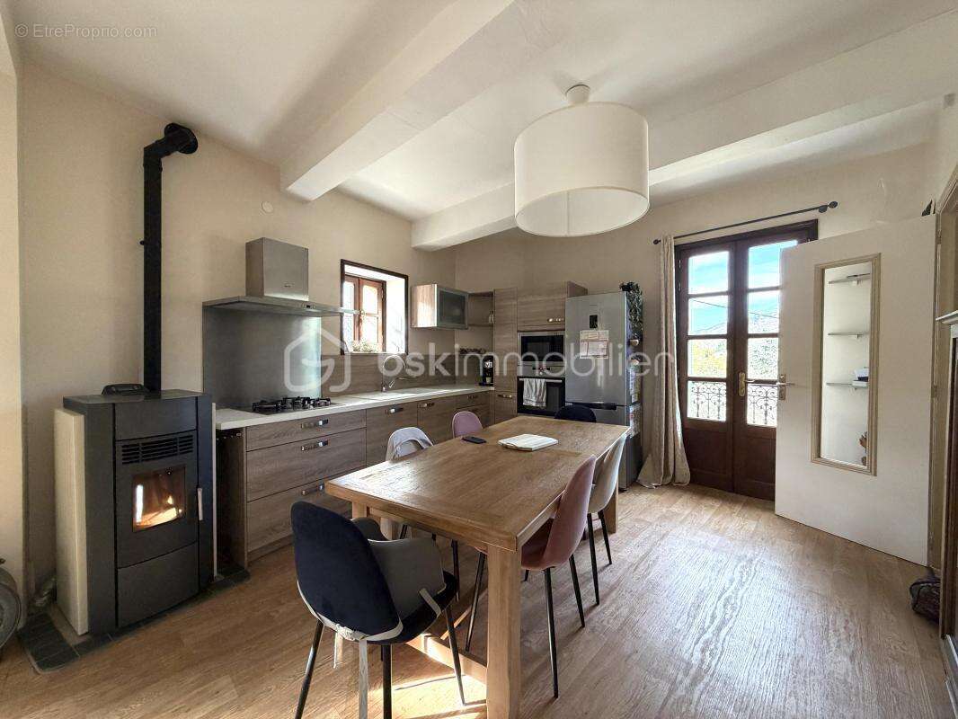 Maison à SAINT-FELIX-DE-LODEZ