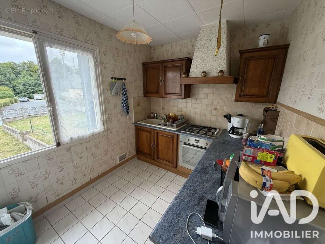Photo 3