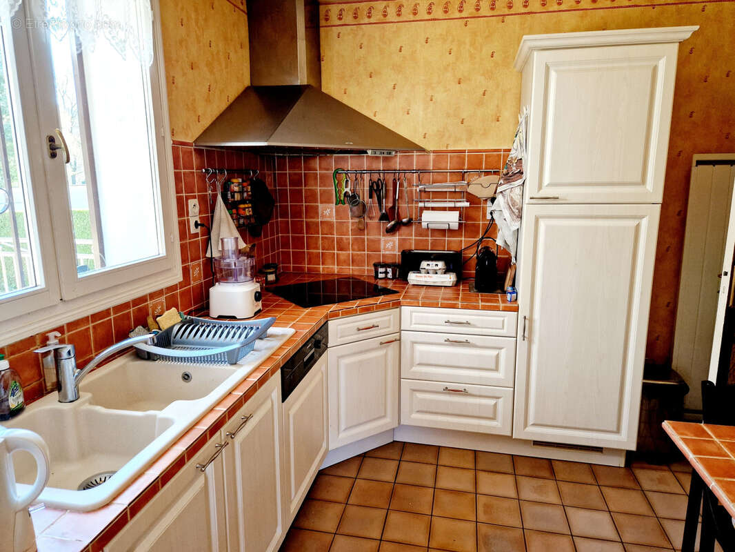 Maison à CUISE-LA-MOTTE