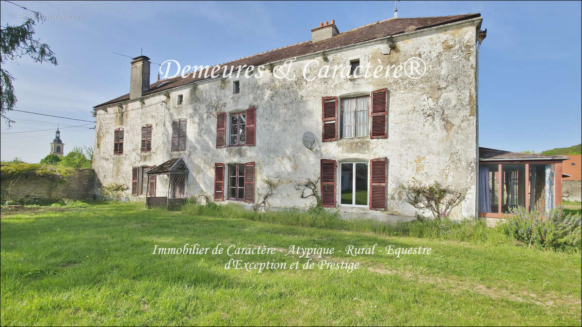 Maison à ORGES