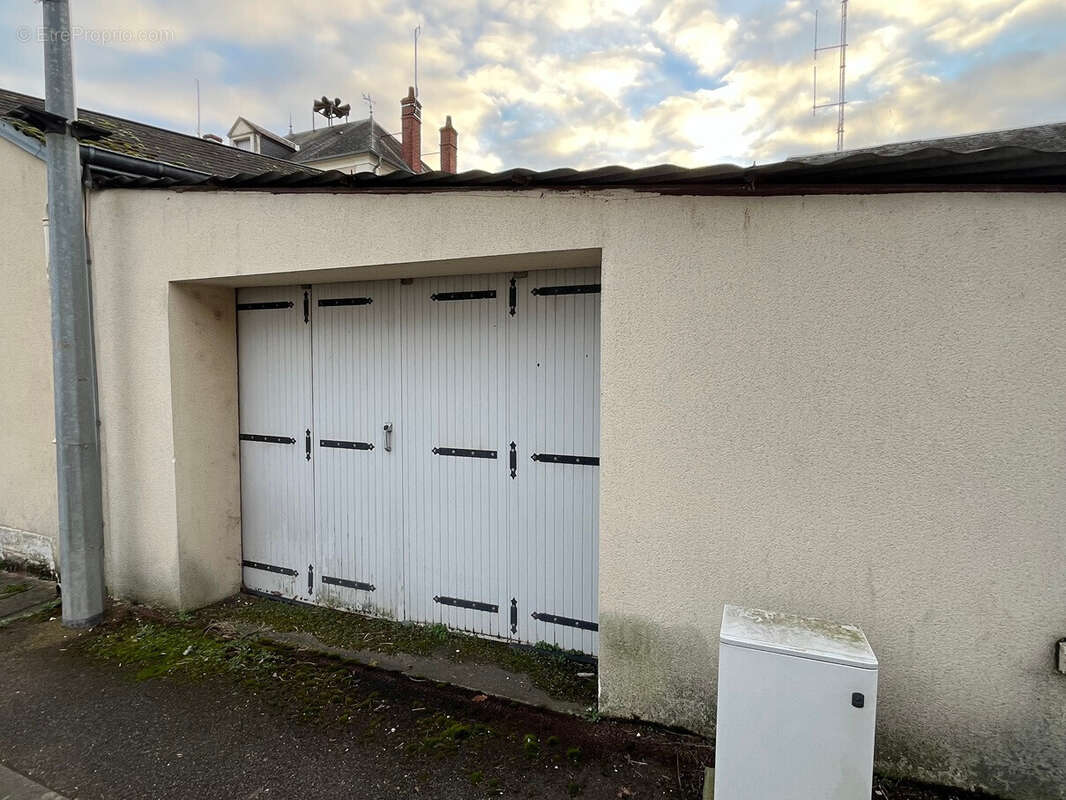 Maison à CHEZAL-BENOIT