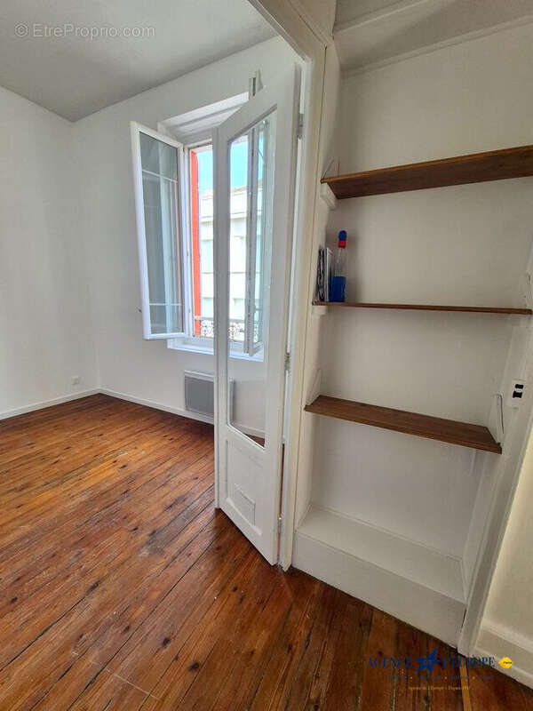 Appartement 34 m² à Vichy  - photo 6