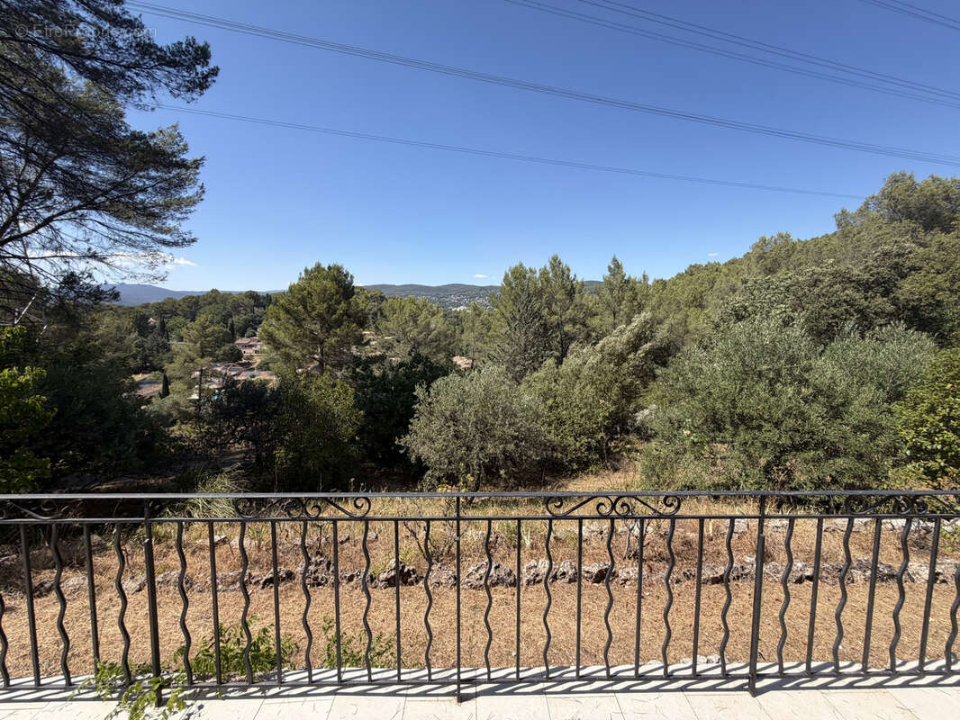 Maison à TRANS-EN-PROVENCE