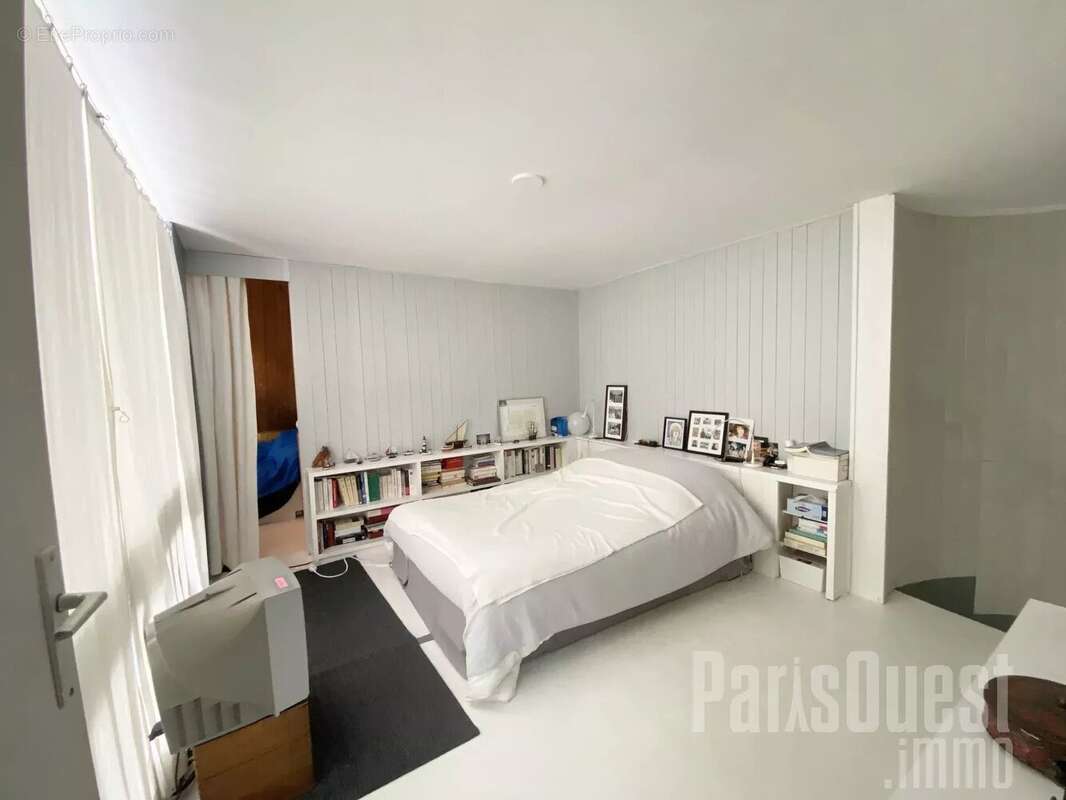 Appartement à VILLE-D'AVRAY