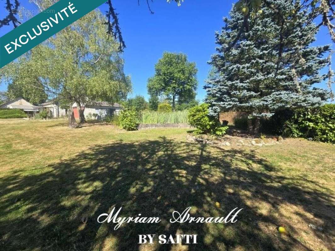 Photo 3 - Maison à LES GRANDS-CHEZEAUX