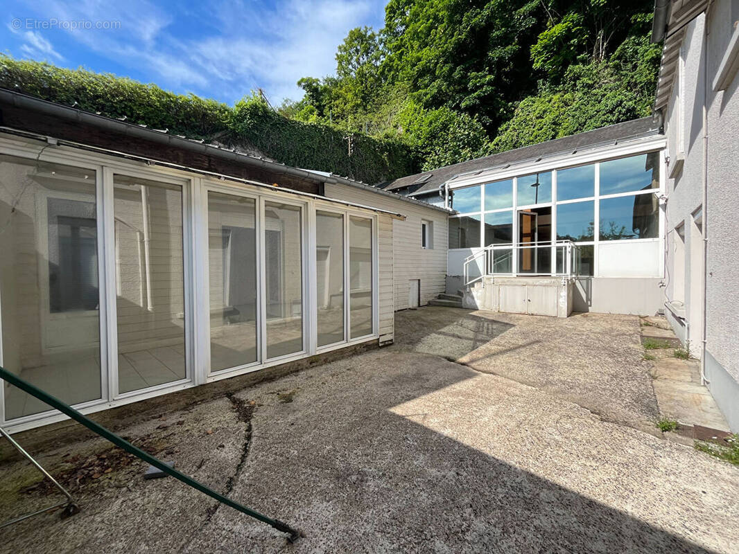 Commerce à POITIERS