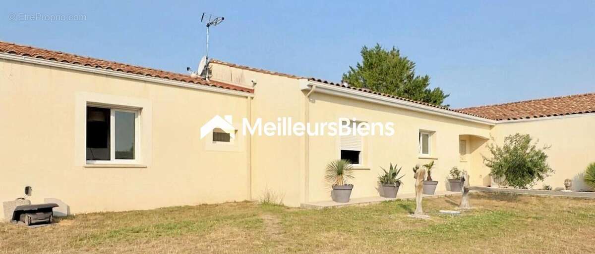 spacieuse maison T7 avec piscine  grand garage - photo 12