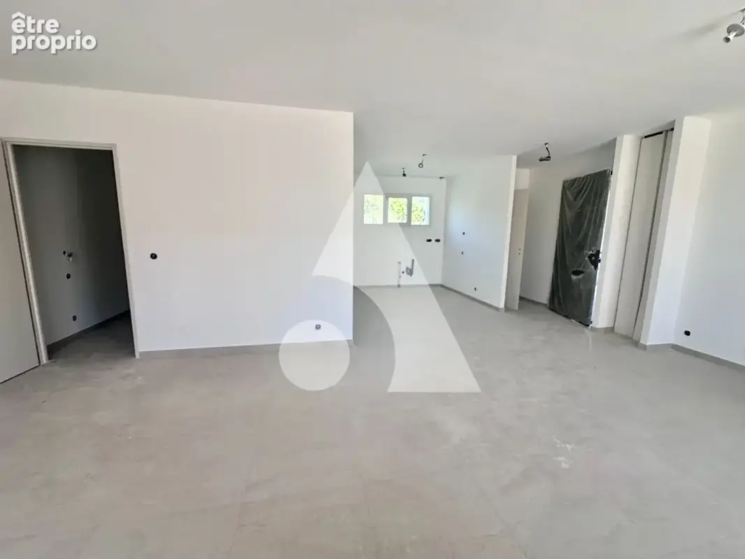 Prox Pertuis - Appartement T3 de 71.85 m2 en RDC avec jardin et terrasse - photo 4