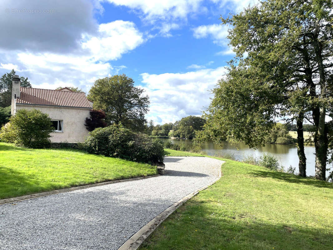 OVERVIEW - Maison à ASNIERES-SUR-BLOUR