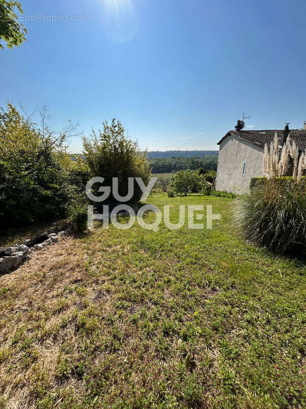 Terrain à VERNAISON