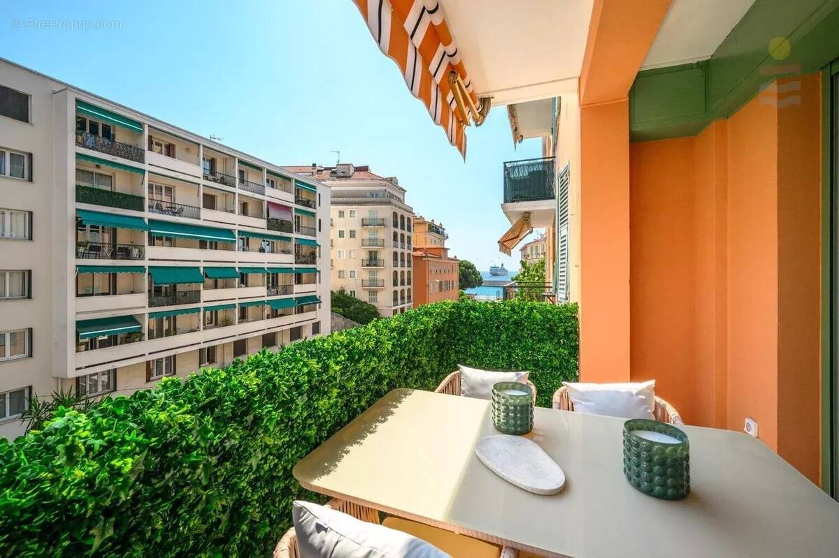 Appartement à NICE