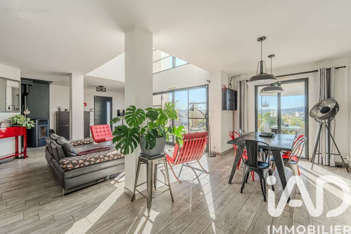 Photo 5 - Maison à SAINT-MARTIN-DE-LONDRES