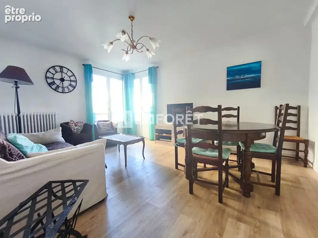 Appartement T3 avec terrasse, balcon et parking au centre de Céret - photo 2