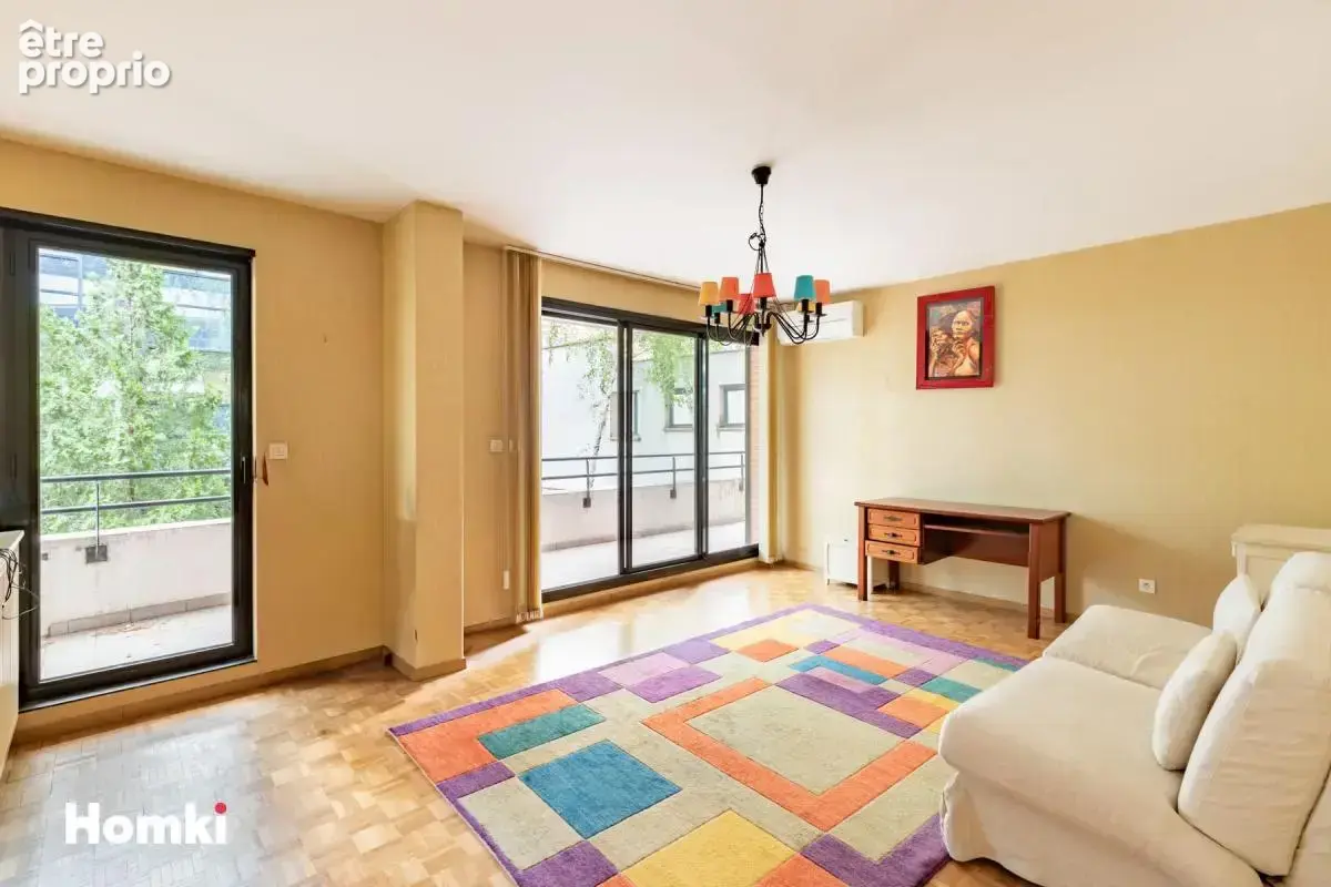 Appartement T3 de 76 m² à Toulouse 31000, Rue Matabiau - photo 2