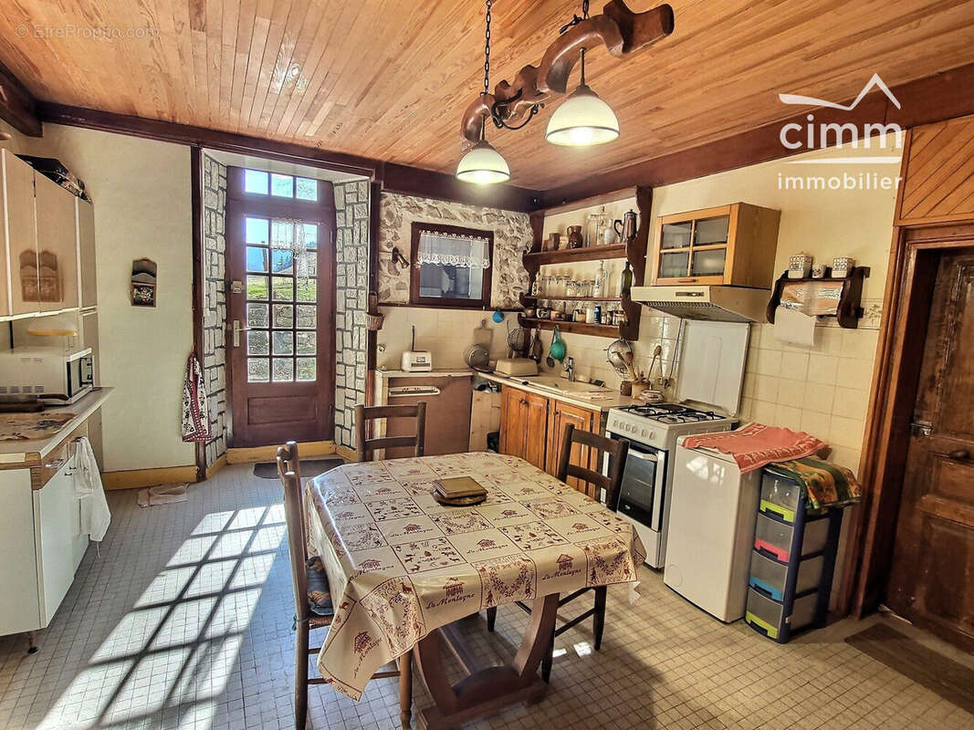 Maison 158 m² à Saint-Agnan-En-Vercors  - photo 4