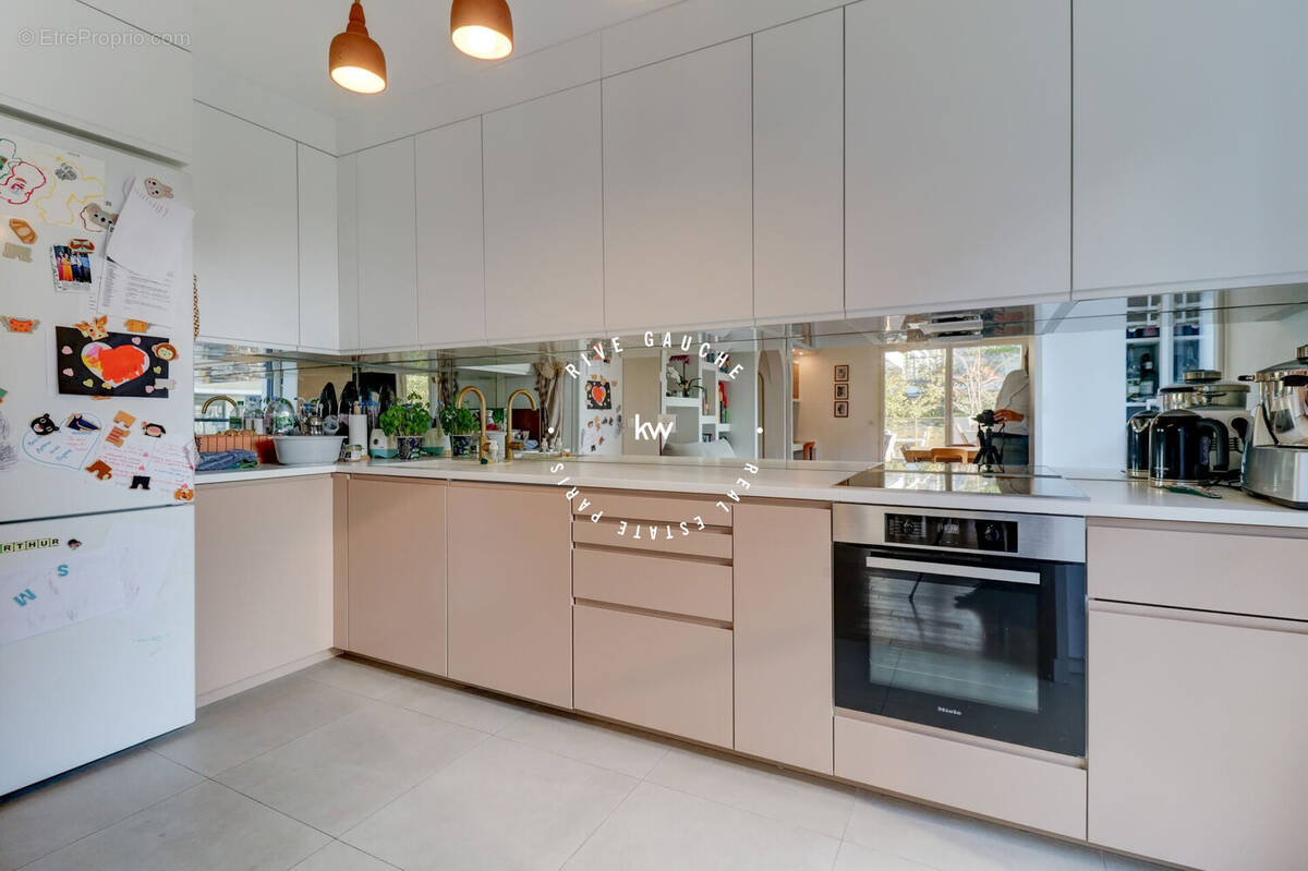 Appartement à ISSY-LES-MOULINEAUX
