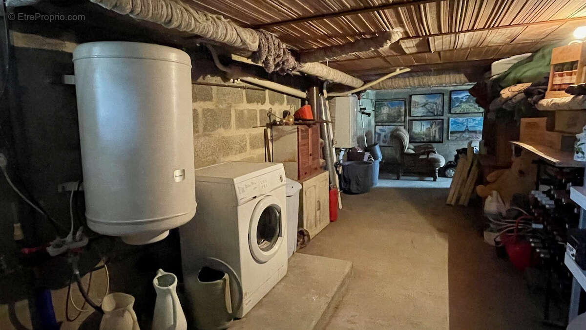 Maison à LA FERRIERE-SUR-RISLE